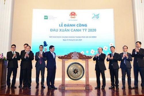 HOSE dừng tổ chức Lễ đánh cồng đầu Xuân Tân Sửu 2021