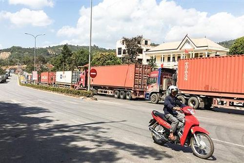 Hoạt động xuất, nhập khẩu hàng hóa có nhiều khởi sắc