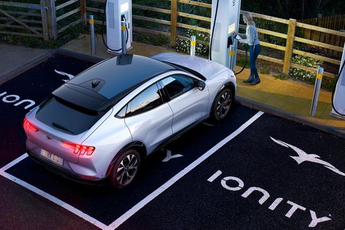 Ford sẽ trở thành thương hiệu xe điện hoàn toàn vào năm 2030