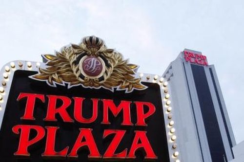 Sòng bạc Trump Plaza của ông Trump bị giật sập bằng thuốc nổ