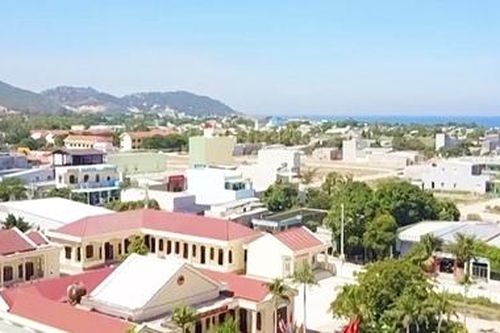 Công bố Nghị quyết thành lập thị trấn Cát Tiến
