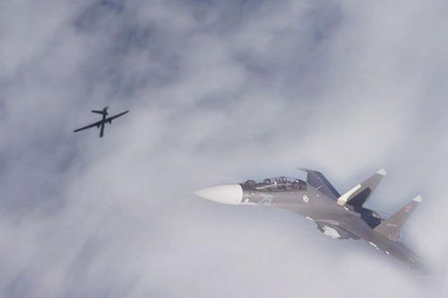 Khi 'chiến thần' Su-30SM vờn nhau với 'thần chết' MQ-9 Mỹ