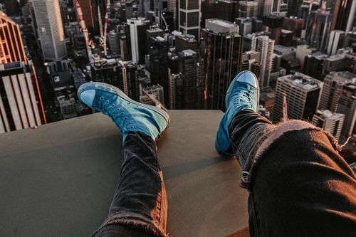 5 cách khử mùi hôi khó chịu trong giày
