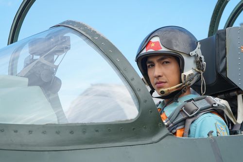 Bình An kể về những trải nghiệm khi đóng phi công quân sự