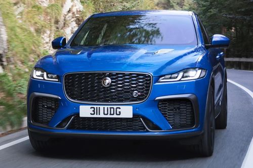 Khoảng 2.000 nhân viên Jaguar Land Rover sắp bị sa thải