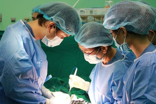 Người phụ nữ mất cơ hội làm mẹ sau khi chữa u xơ tại phòng khám tư