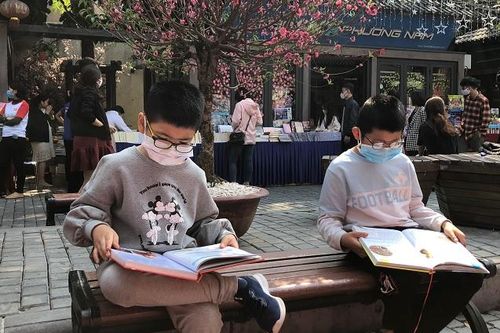 Mừng tuổi bằng sách: Hồi sinh nét đẹp văn hóa đọc