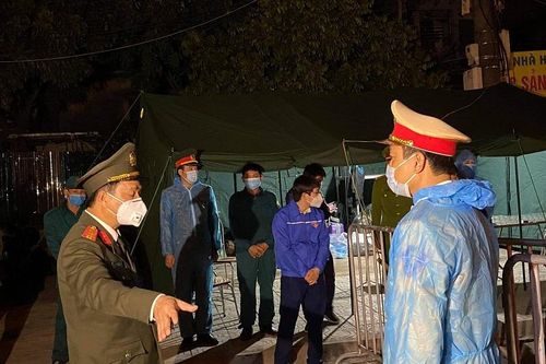 Nữ công nhân từ huyện Cẩm Giàng về huyện Kỳ Anh khai báo gian dối