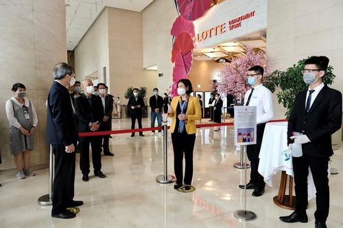 Phó Bí thư Thường trực Thành ủy Nguyễn Thị Tuyến: Kích hoạt, kiểm soát tốt dịch Covid-19, tránh việc không biết có F0 trong cộng đồng