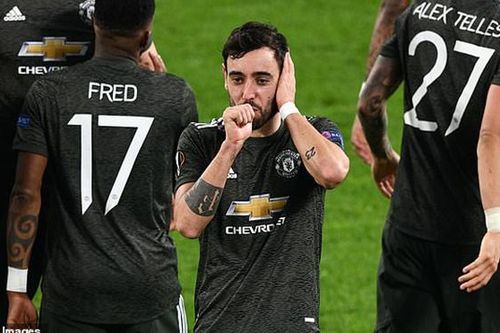 Bruno Fernandes lại rực sáng, huyền thoại MU khen hết lời