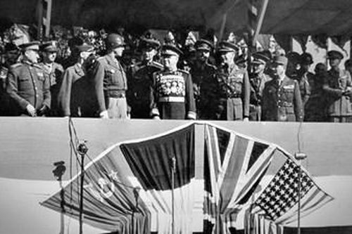 'Cuộc diễu binh bị lãng quên' của quân Đồng minh năm 1945