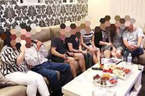 Tụ tập hát karaoke ở vùng dịch, chủ nhà bị phạt 10 triệu đồng