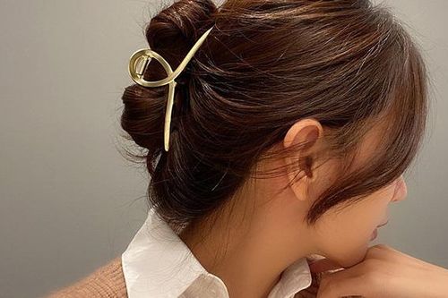 Chiêu búi tóc chuẩn đẹp với kẹp càng cua, giúp bạn 'sống ảo' mọi góc chụp