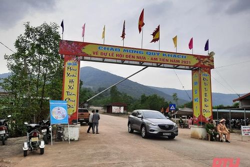 Tránh dịch COVID-19, du khách thay đổi thói quen đến các điểm di tích