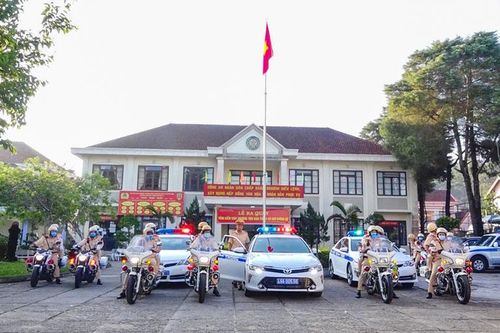 Tự hào truyền thống 75 năm xây dựng, chiến đấu và trưởng thành