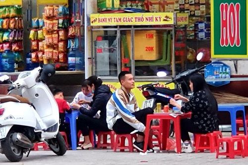 Xử phạt 11 trường hợp không đeo khẩu trang nơi công cộng