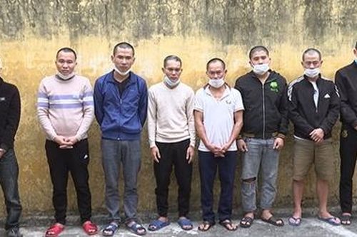 Bắt 8 đối tượng giữ người trái pháp luật và cưỡng đoạt tài sản