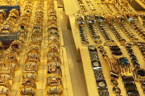 Giá vàng giảm tiếp, xuống mức thấp nhất hơn 1 tháng qua