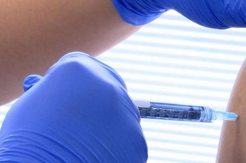 WHO cảnh báo không chủ quan với COVID-19 và hối thúc phân bổ vaccine công bằng