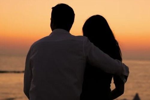Hôn nhau trong công viên, đôi nam nữ ở Hải Dương bị phạt 4 triệu