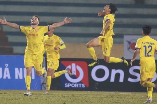 V-League 2021 trở lại trong tháng 3
