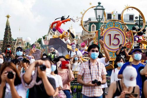Dịch Covid-19 lắng dịu, Hồng Kông (Trung Quốc) mở cửa lại Disneyland