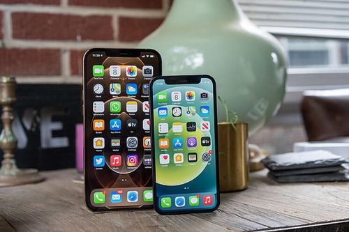 Màn hình bé, pin nhỏ khiến iPhone 12 mini 'sớm nở chóng tàn'?