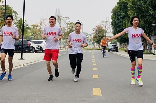 Chạy bộ xuyên Tết