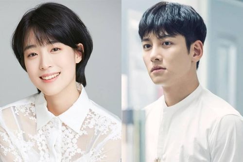 'Bỏ rơi' Kim Ji Won, Ji Chang Wook có tình mới trong phim mới của đạo diễn 'Tầng lớp Itaewon'?