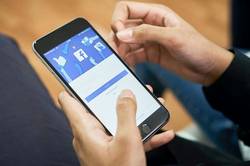 Facebook có cập nhật mới khiến người dùng phát hờn, 'xỉu ngang xỉu dọc'