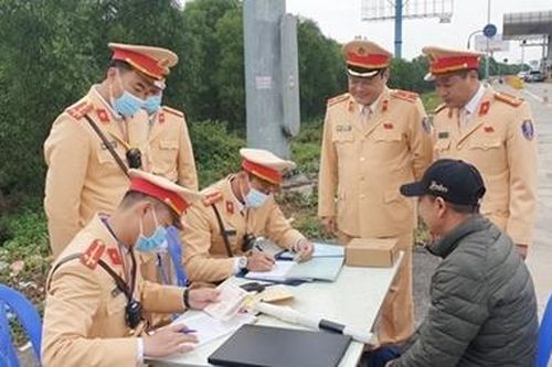 Xử phạt nghiêm, giữ vững 'thương hiệu' Nghị định 100