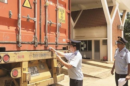Lãnh đạo 3 công ty chây ì đóng thuế hơn 10 năm bị tạm hoãn xuất cảnh