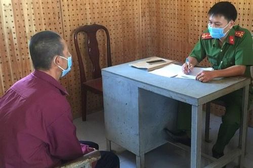 Mâu thuẫn khi mua hoa, một người bị đánh chấn thương sọ não