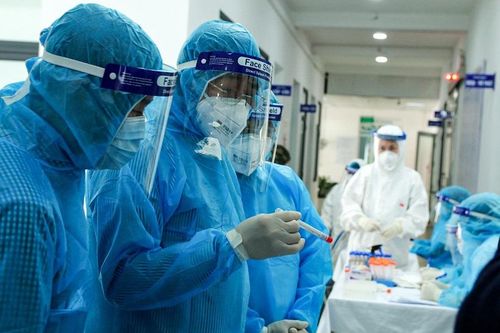 Hà Nội đã xét nghiệm cho 34.600 người về từ Hải Dương và các vùng dịch khác