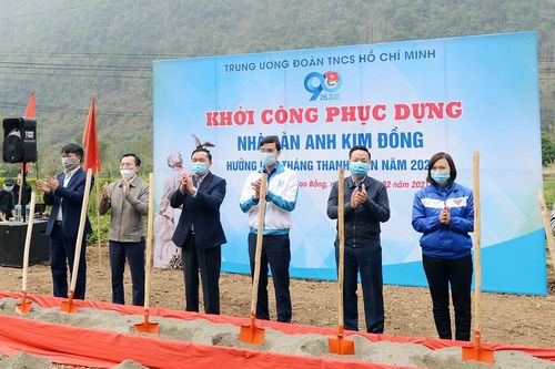 Giáo dục truyền thống cho đội viên, thiếu niên trên 'Địa chỉ đỏ' nhà sàn anh Kim Đồng