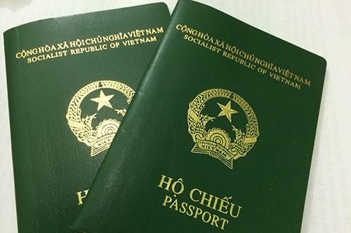 Lãnh đạo 3 doanh nghiệp bị tạm hoãn xuất cảnh vì nợ thuế