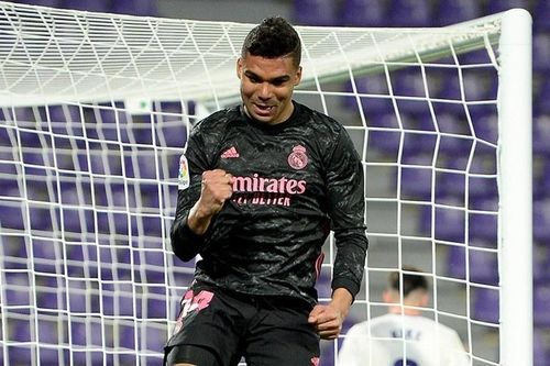 Casemiro hóa người hùng, Real phả hơi nóng vào gáy Atletico