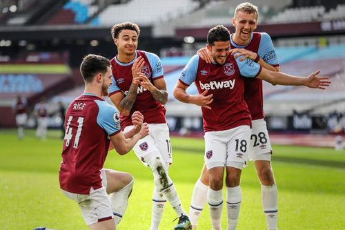 Lingard tỏa sáng, West Ham khiến Mourinho ôm hận