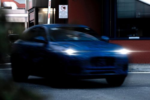 Maserati vén màn mẫu xe SUV hoàn toàn mới