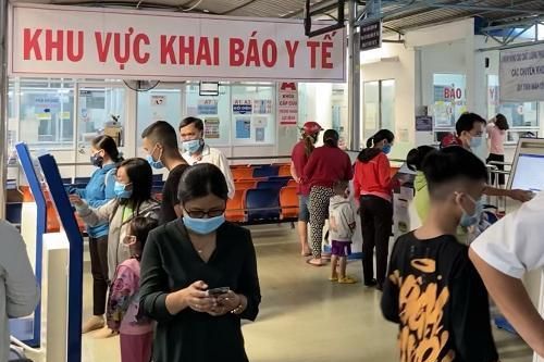 TP.HCM gỡ quy định cách ly tập trung người từ Quảng Ninh