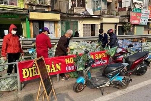 'Giải cứu' nông sản vùng dịch