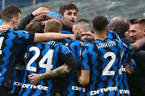 Inter 'cắt đuôi' Milan: Hình bóng nhà vua mới