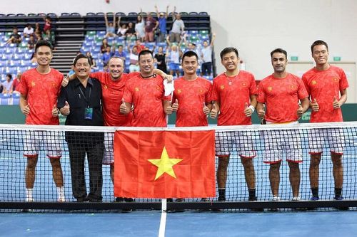 Lợi thế cho quần vợt Việt Nam tại Davis Cup 2021