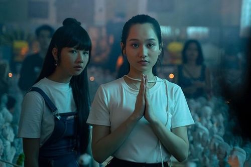 Đến cả phim tâm linh 'Thiên thần hộ mệnh' cũng phải né tránh COVID-19 bằng cách lùi lịch chiếu