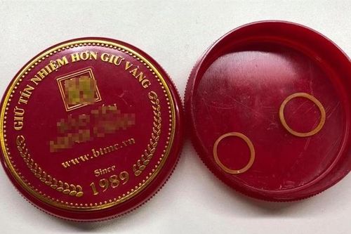 Cách mua 'vàng' bá đạo ngày vía Thần Tài chỉ dân mạng mới có