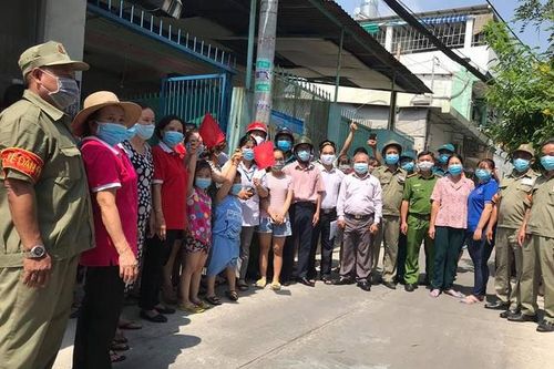 Tin vui: TPHCM chỉ còn 1 địa điểm phong tỏa do liên quan COVID-19