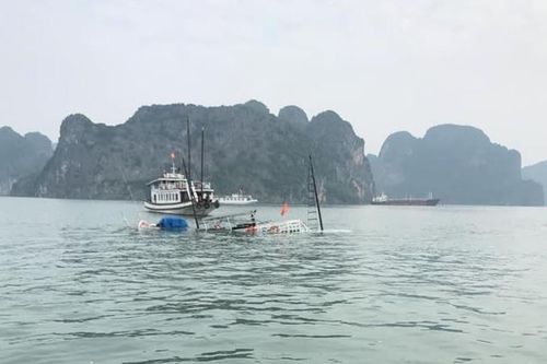 Đi đánh cá, hai vợ chồng chết trên biển