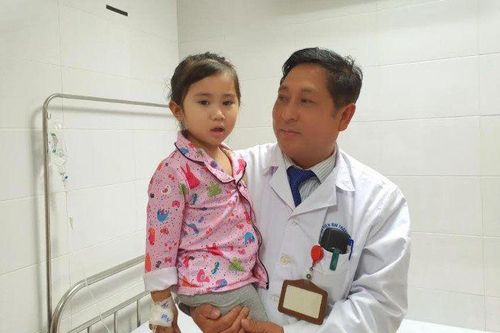 Bệnh viện Nhi Thanh Hóa cứu chữa thành công bé gái bị đa chấn thương, đứt cuống thận sau tai nạn giao thông