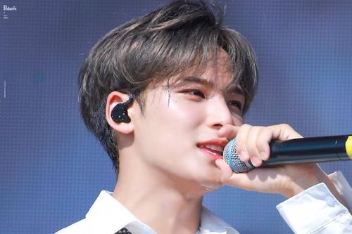 Mingyu (SEVENTEEN) phủ nhận bạo lực học đường!