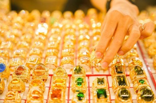Sau ngày vía Thần Tài, người mua vàng đã lỗ 750.000 đồng/lượng nếu bán ra